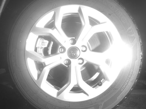 Used 2025 Jeep Compass Latitude image 12