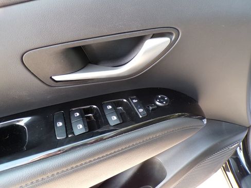 Certified 2024 Hyundai Tucson Limited AWD/4WD image 23