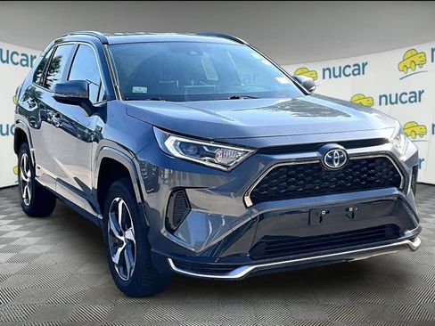 Used 2021 Toyota RAV4 SE AWD/4WD image 1