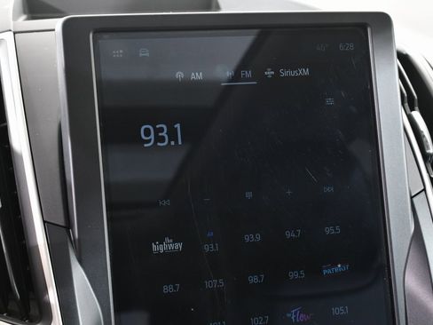 Used 2023 Ford Edge SEL w/ Convenience Package image 28