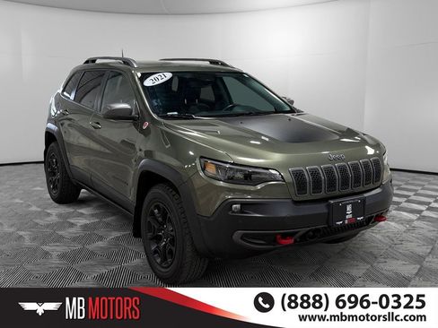 Used 2021 Jeep Cherokee Trailhawk AWD/4WD image 1