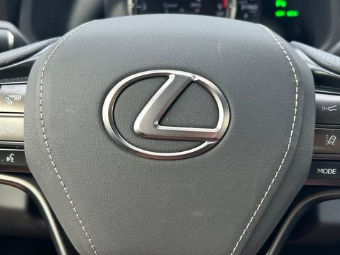 Used 2022 Lexus LC 500 Coupe w/ Bespoke Build Package RWD image 33