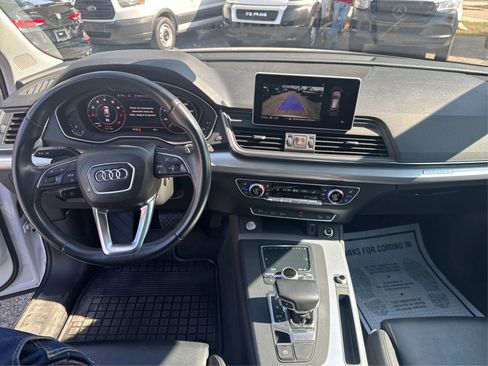 Used 2019 Audi Q5 2.0T Premium Plus w/ Premium Plus Package AWD/4WD image 28