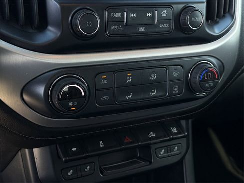 Used 2018 GMC Canyon SLT w/ Driver Alert Package image 20