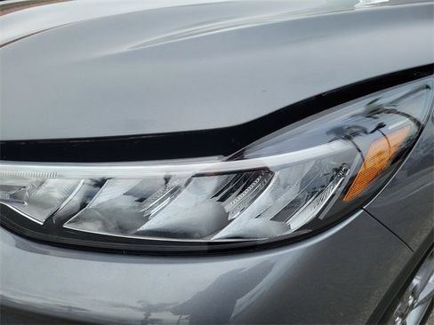 Certified 2025 Ford Escape ST-Line image 28