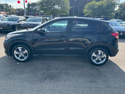 Used 2017 Honda HR-V EX-L image 4