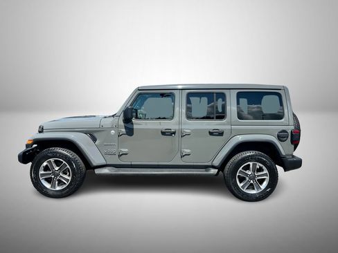 Used 2021 Jeep Wrangler Unlimited Sahara AWD/4WD image 6