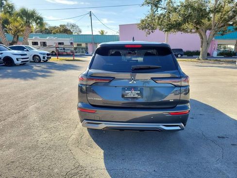 New 2026 Mitsubishi Outlander SE FWD image 5