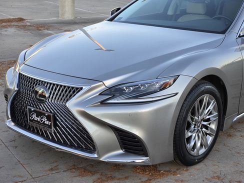 Certified 2019 Lexus LS 500 F Sport image 10