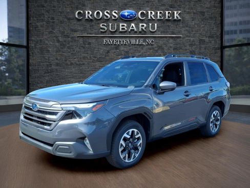 New 2026 Subaru Forester Premium AWD/4WD image 3