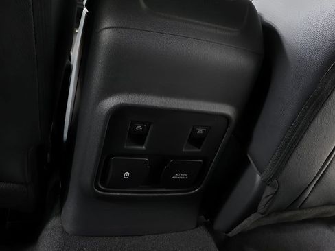 Used 2023 Ford Bronco Outer Banks image 25