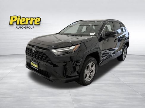 Used 2025 Toyota RAV4 XLE FWD image 1