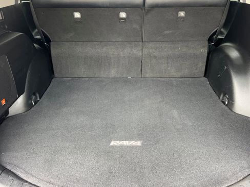 Used 2013 Toyota RAV4 Limited image 15