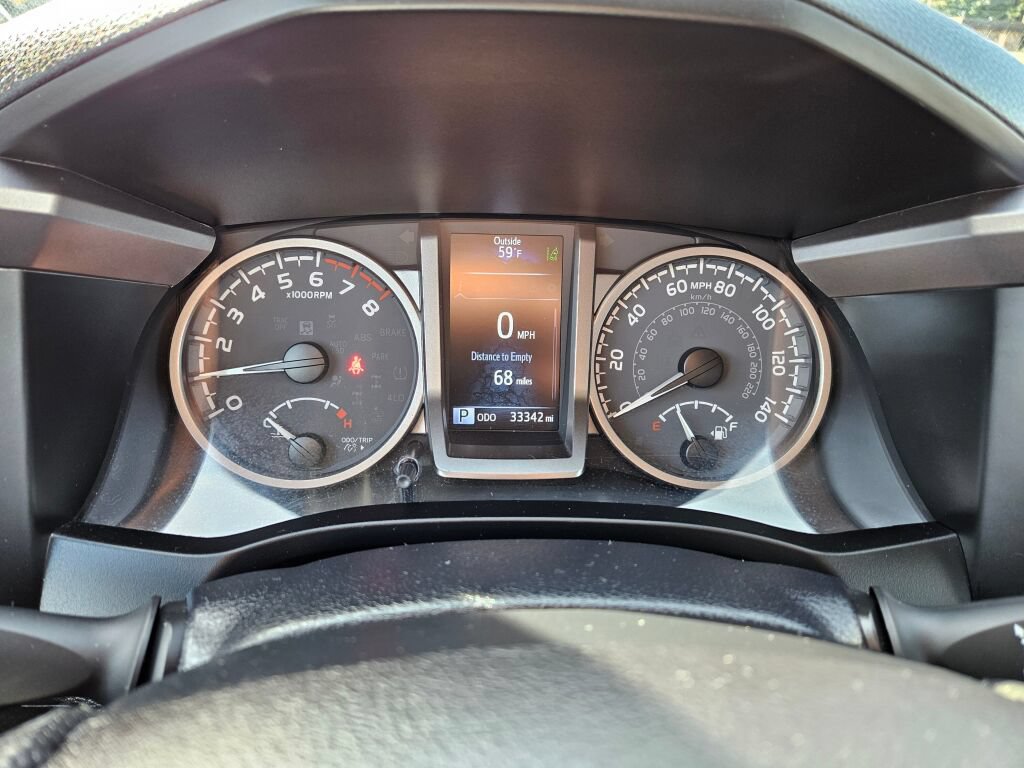 Used 2021 Toyota Tacoma SR5 AWD/4WD image 21