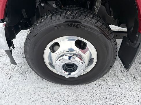 Used 2024 Ford F350 Lariat w/ Lariat Ultimate Package image 27