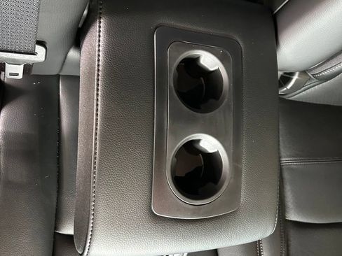 Used 2026 RAM 2500 Laramie AWD/4WD image 34