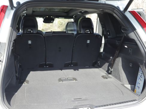 Used 2019 Volvo XC90 T6 R-Design w/ Advanced Package image 7