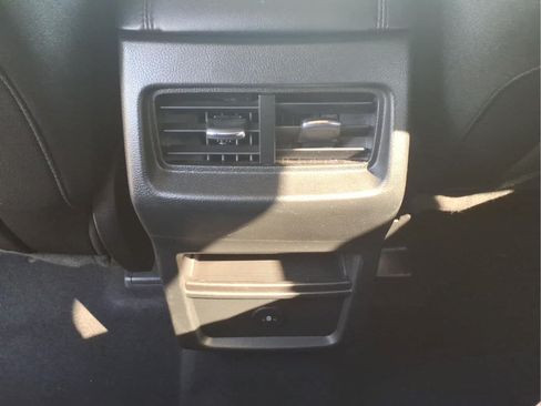 Used 2024 Ford Edge SE w/ Cargo Accessory Package AWD/4WD image 30