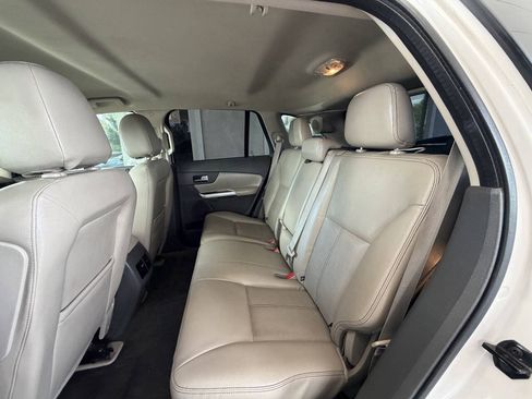 Used 2014 Ford Edge Limited w/ Driver Entry Package FWD image 14