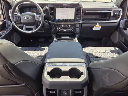 New 2026 Ford F250 Lariat w/ Black Appearance Package AWD/4WD image 15