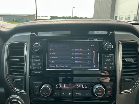 Used 2018 Nissan Titan Platinum Reserve w/ Platinum Utility Package AWD/4WD image 14