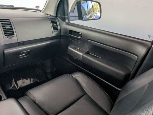 Used 2020 Toyota Sequoia TRD Sport w/ TRD Sport Premium Package AWD/4WD image 39