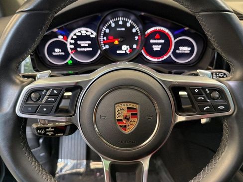 Used 2023 Porsche Cayenne Platinum Edition AWD/4WD image 17