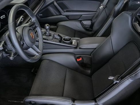 Used 2022 Porsche 911 GT3 RWD image 32