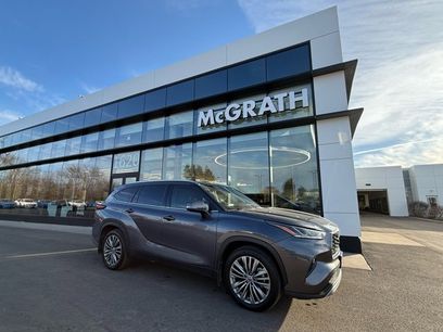 Used 2021 Toyota Highlander Platinum