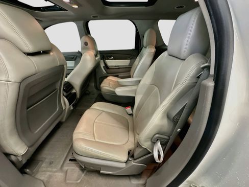 Used 2015 GMC Acadia SLT AWD/4WD image 29