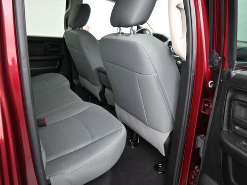 Used 2018 RAM 1500 Express w/ Express Value Package image 27