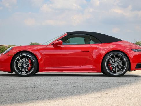 Certified 2024 Porsche 911 Cabriolet image 2