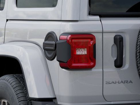 New 2025 Jeep Wrangler Sahara image 9