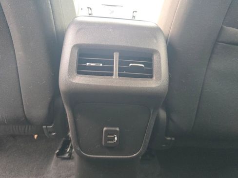 Certified 2023 Chevrolet Equinox LS w/ LS Convenience Package FWD image 29