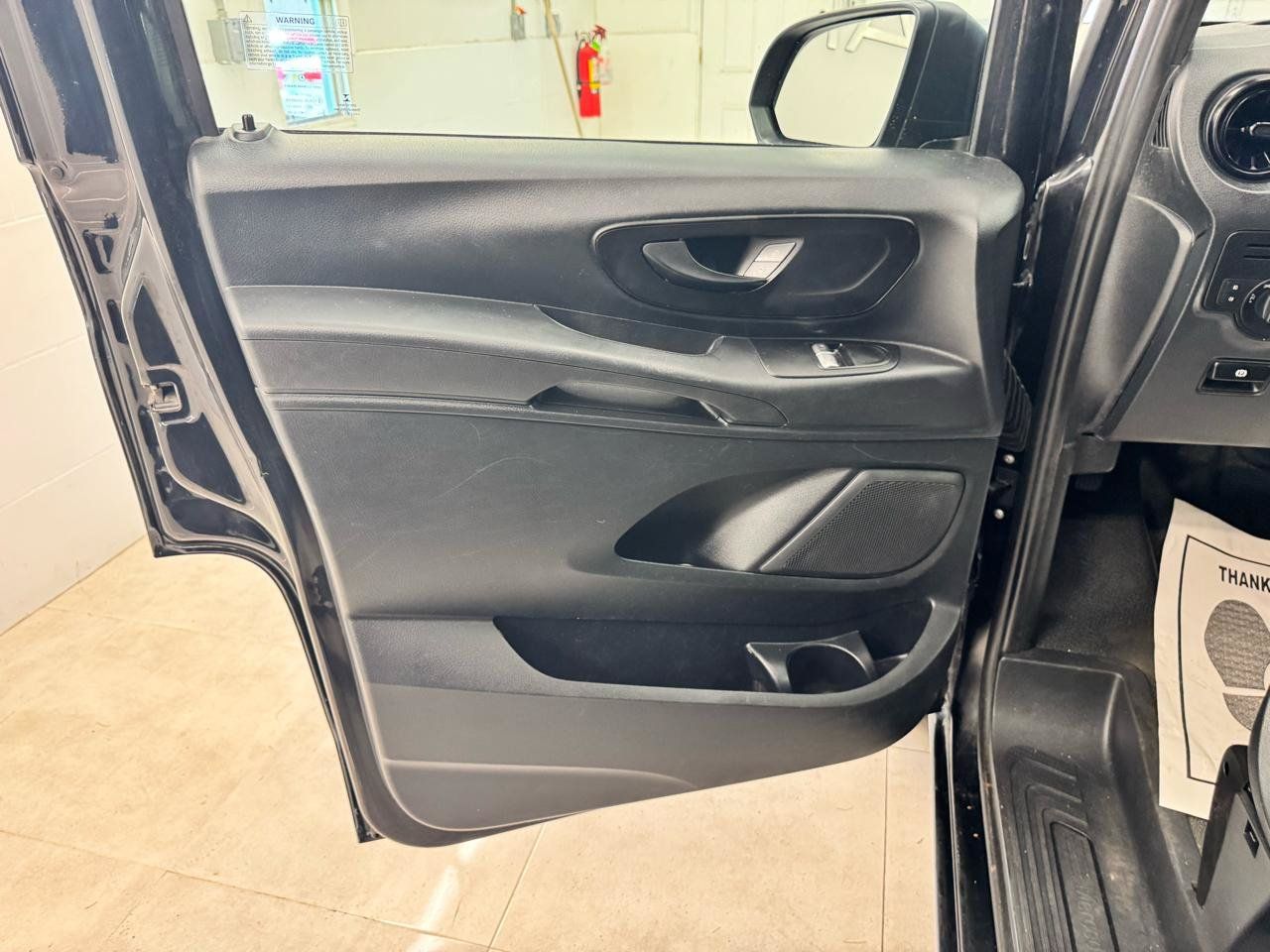 Used 2022 Mercedes-Benz Metris image 10