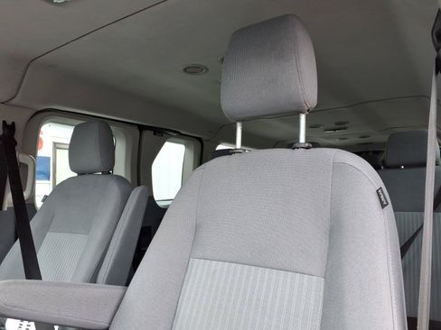 Used 2015 Ford Transit 350 XLT RWD image 7