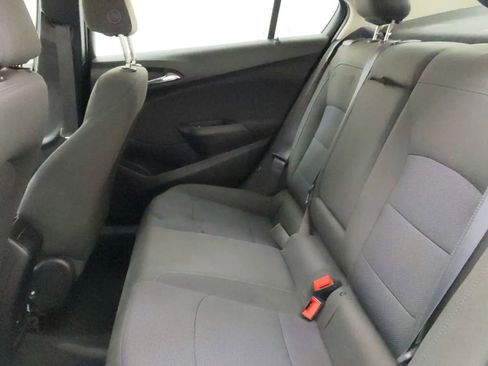 Used 2017 Chevrolet Cruze LT image 24