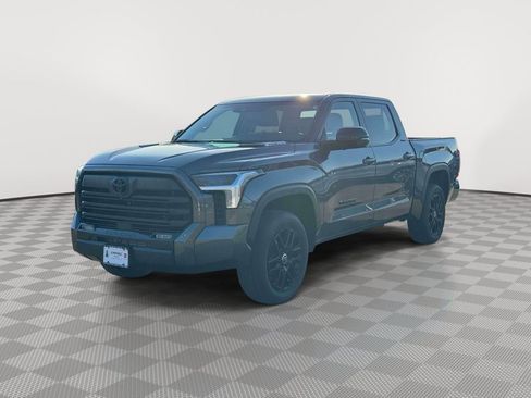 Used 2024 Toyota Tundra Limited image 3