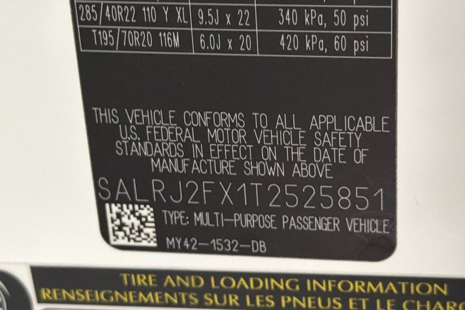 New 2026 Land Rover Discovery S AWD/4WD image 25