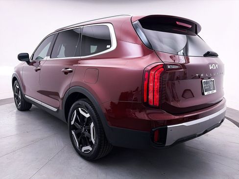 Certified 2023 Kia Telluride S image 12