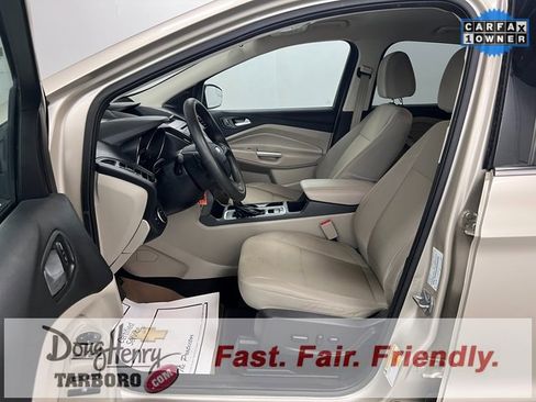 Used 2017 Ford Escape SE image 31