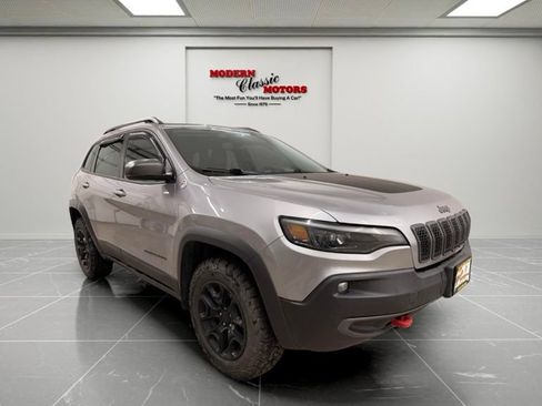 Used 2020 Jeep Cherokee Trailhawk w/ Cold Weather Group AWD/4WD image 1