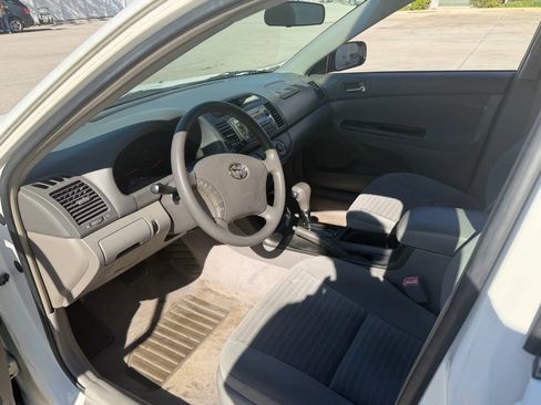 Used 2005 Toyota Camry XLE image 18