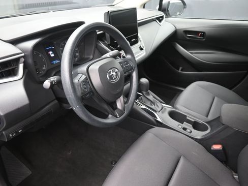 Used 2024 Toyota Corolla LE FWD image 18