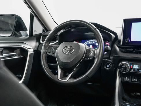 Certified 2023 Toyota RAV4 XLE w/ Convenience Package FWD image 16