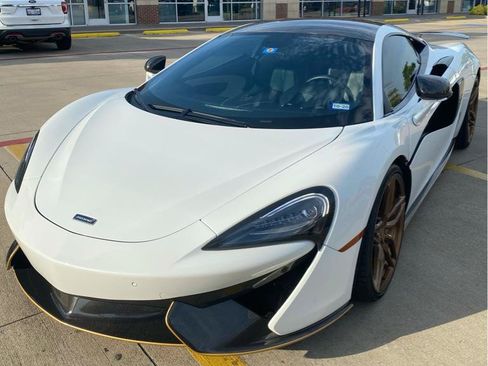 Used 2017 McLaren 570S Coupe RWD image 7
