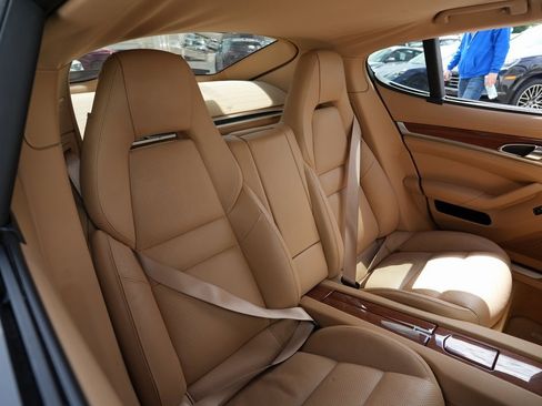 Used 2013 Porsche Panamera image 25