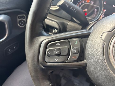 Used 2023 Jeep Wrangler Willys image 14