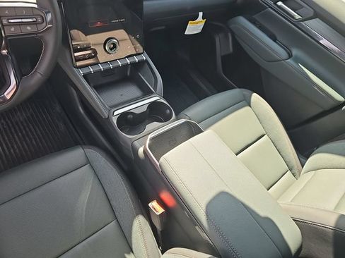 New 2026 GMC Terrain AT4 w/ LPO, Floor Liner Package AWD/4WD image 25