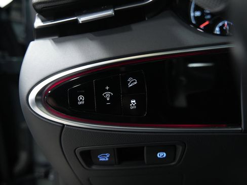 Used 2023 Genesis GV70 3.5T Sport image 30